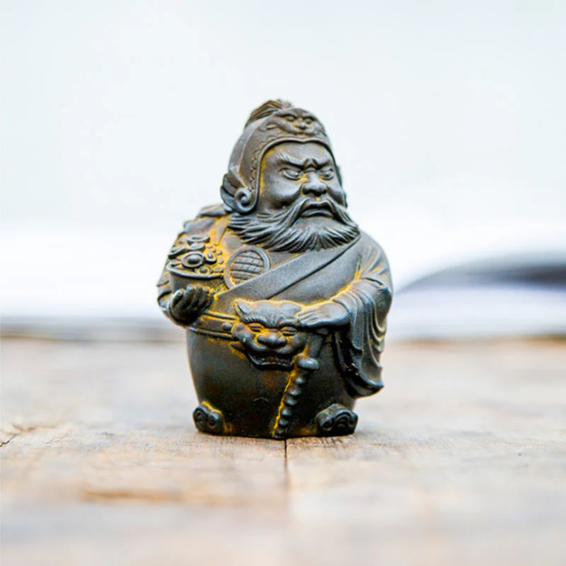 Buddha Stones Fatto a mano Letterario Militare Dio della Ricchezza Polvere di Ferro Ruggine Statua in Resina Decorazione per la Casa - Image 10