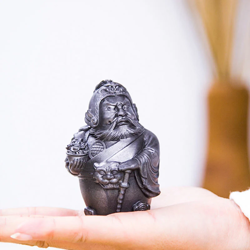 Buddha Stones Fatto a mano Letterario Militare Dio della Ricchezza Polvere di Ferro Ruggine Statua in Resina Decorazione per la Casa - Image 16