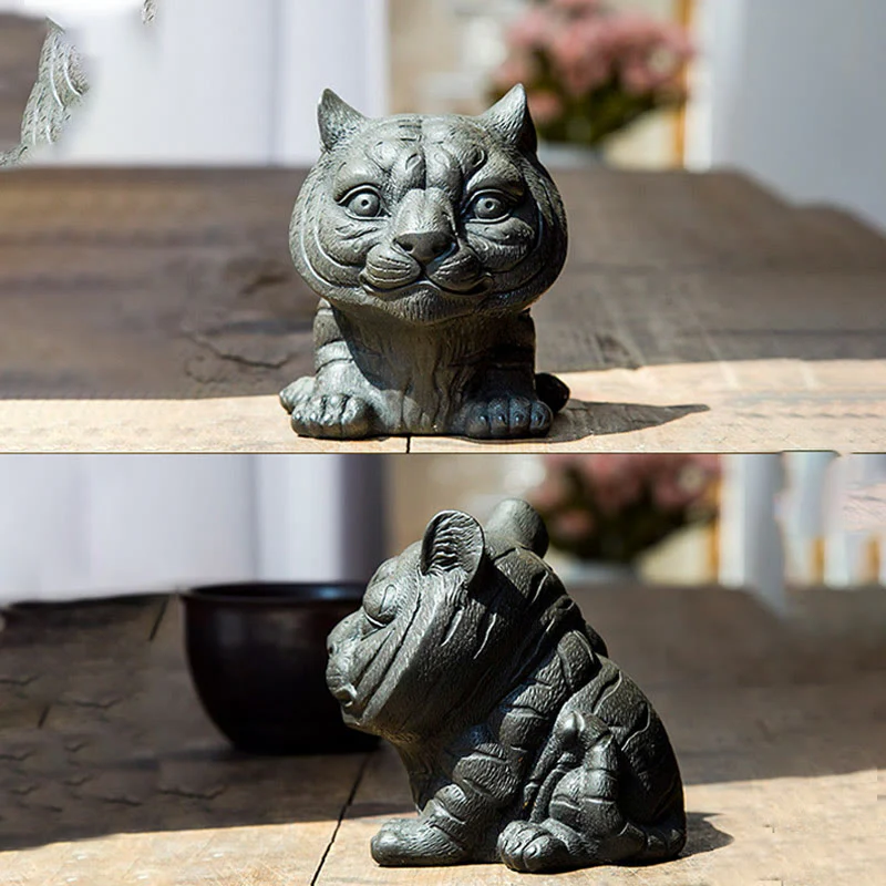 Buddha Stones Fatto a mano Piccola adorabile tigre in polvere di ferro ruggine statua in resina fusa decorazione per la casa - Image 10