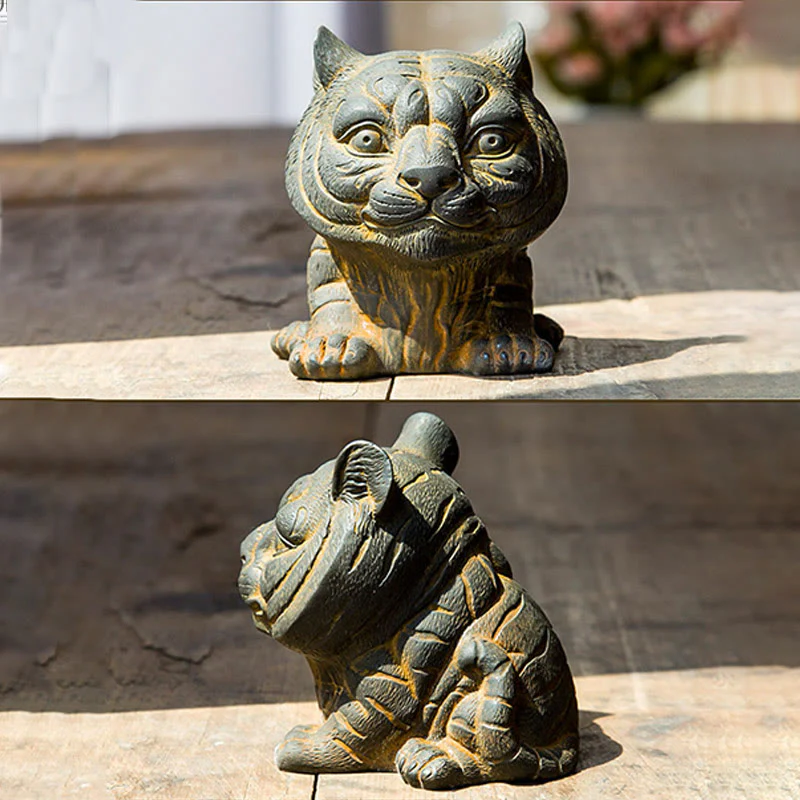 Buddha Stones Fatto a mano Piccola adorabile tigre in polvere di ferro ruggine statua in resina fusa decorazione per la casa - Image 6