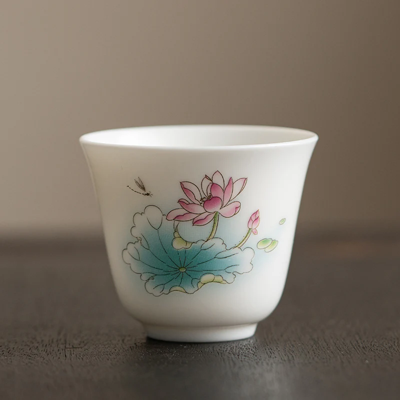 Buddha Stones Fiore di loto Foglia Montagna Padiglione Alce Peonia Tazza da tè in ceramica Tazza da tè Kung Fu