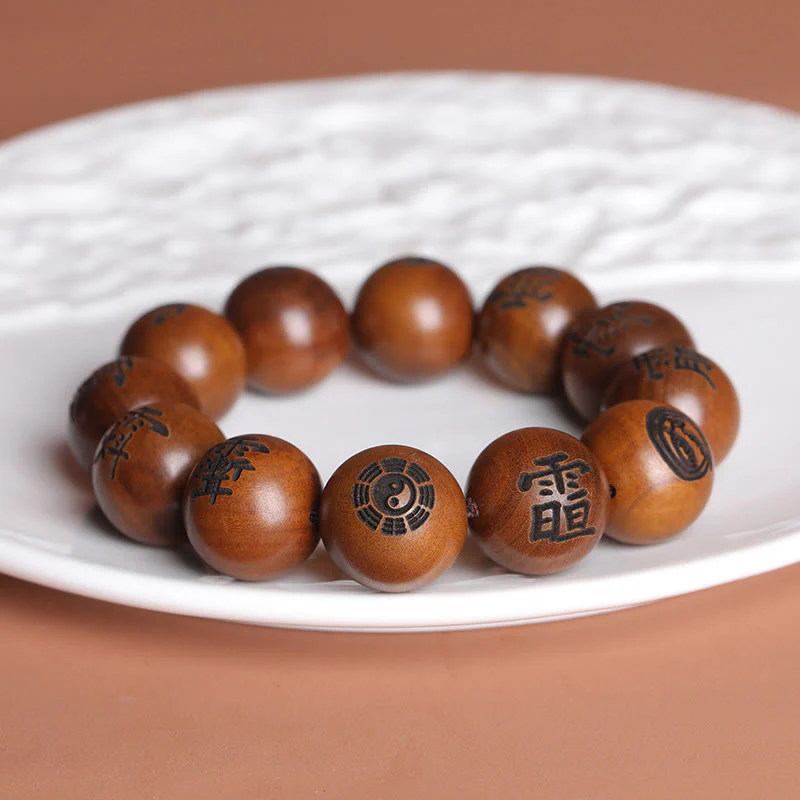 Buddha Stones Fulmine Colpito Legno di Giuggiola Yin Yang Bagua Caratteri Tabù Taoisti Braccialetto di Protezione Inciso - Image 10
