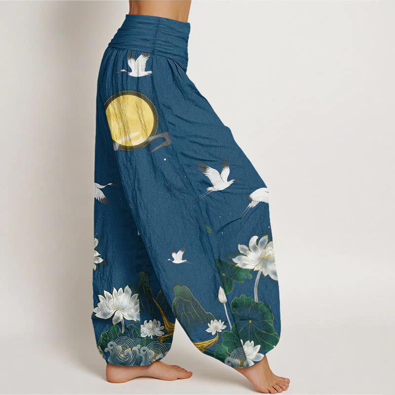 Buddha Stones Pantaloni harem da donna in puro cotone con elastico in vita, motivo: gru, loto in fiore, luna e montagna - Image 11