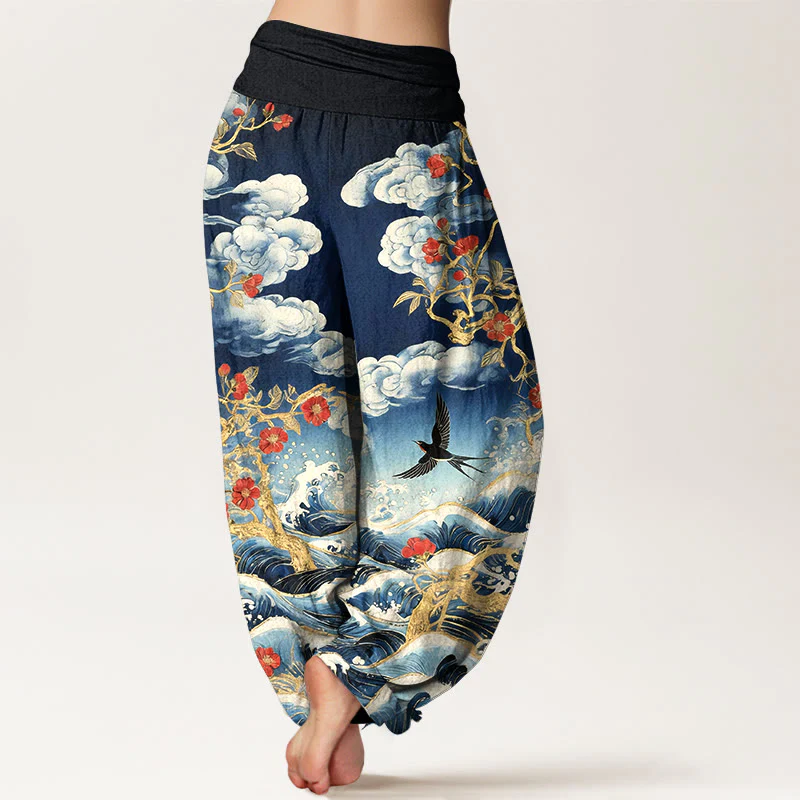Buddha Stones Pantaloni harem da donna in puro cotone con elastico in vita, nuvole di buon auspicio, fiori rossi, rondini e onde dell'oceano - Image 2