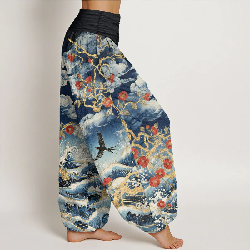 Buddha Stones Pantaloni harem da donna in puro cotone con elastico in vita, nuvole di buon auspicio, fiori rossi, rondini e onde dell'oceano - Image 3