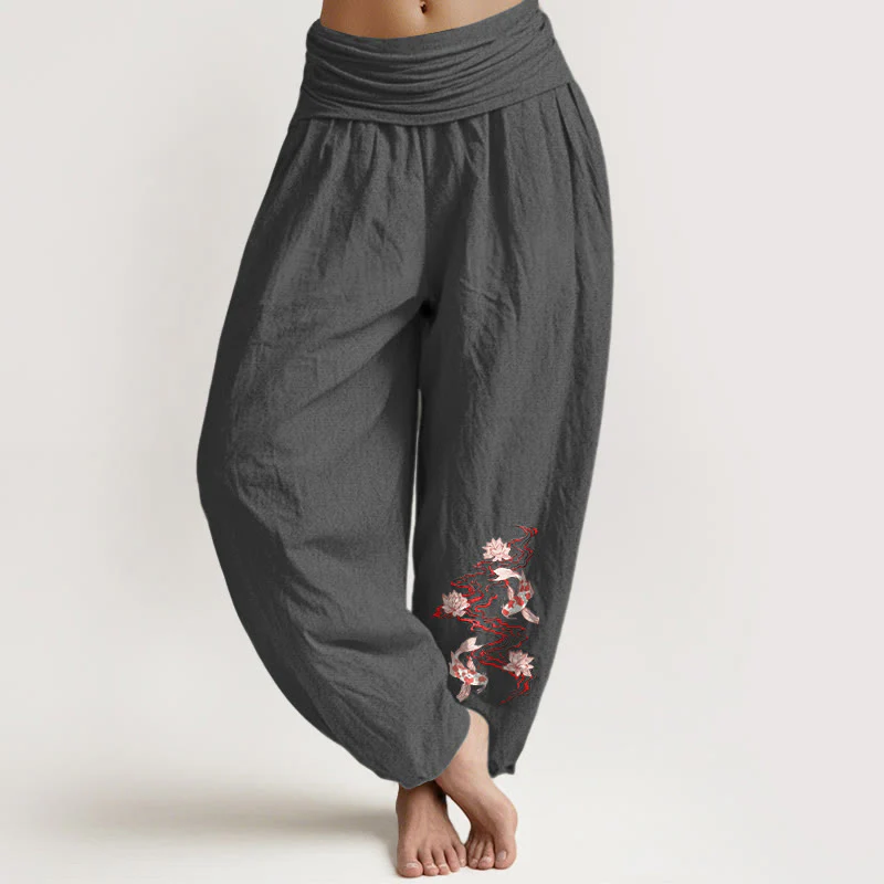 Buddha Stones Pantaloni harem da donna in puro cotone con motivo a fiori di loto e carpe koi - Image 9