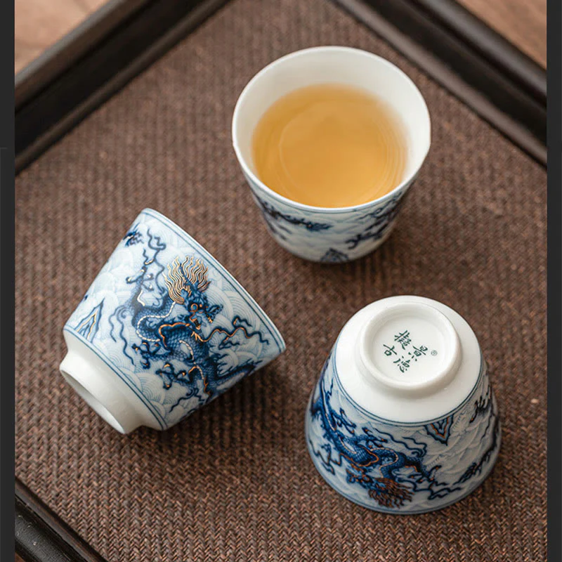 Buddha Stones Piccola tazza da tè in ceramica con motivo drago blu e bianco Tazze da tè Kung Fu 45 ml - Image 13