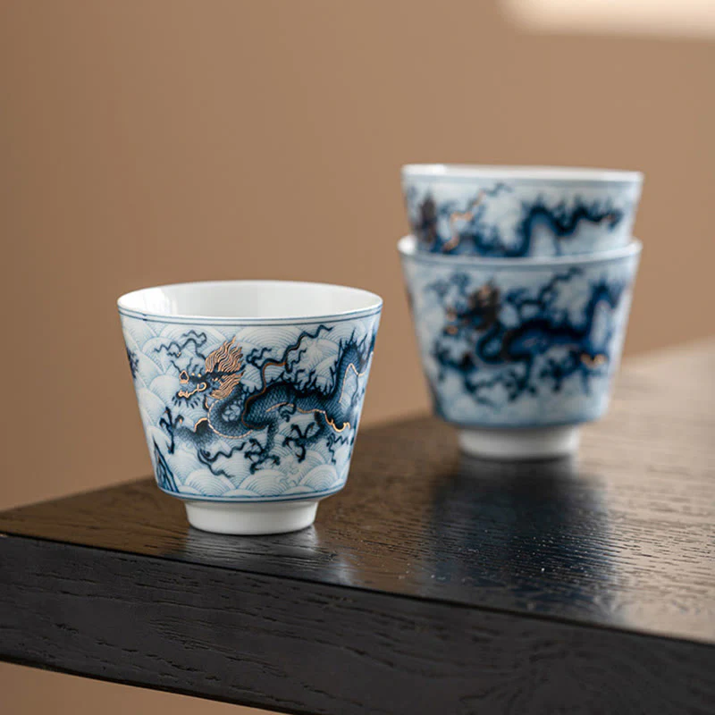 Buddha Stones Piccola tazza da tè in ceramica con motivo drago blu e bianco Tazze da tè Kung Fu 45 ml - Image 5