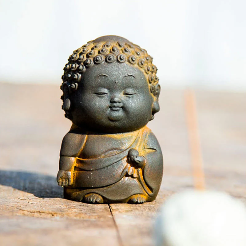 Buddha Stones Piccolo In Piedi Sdraiato Seduto Carino Buddha Polvere di Ferro Ruggine Statua in Resina Decorazione per la Casa - Image 13