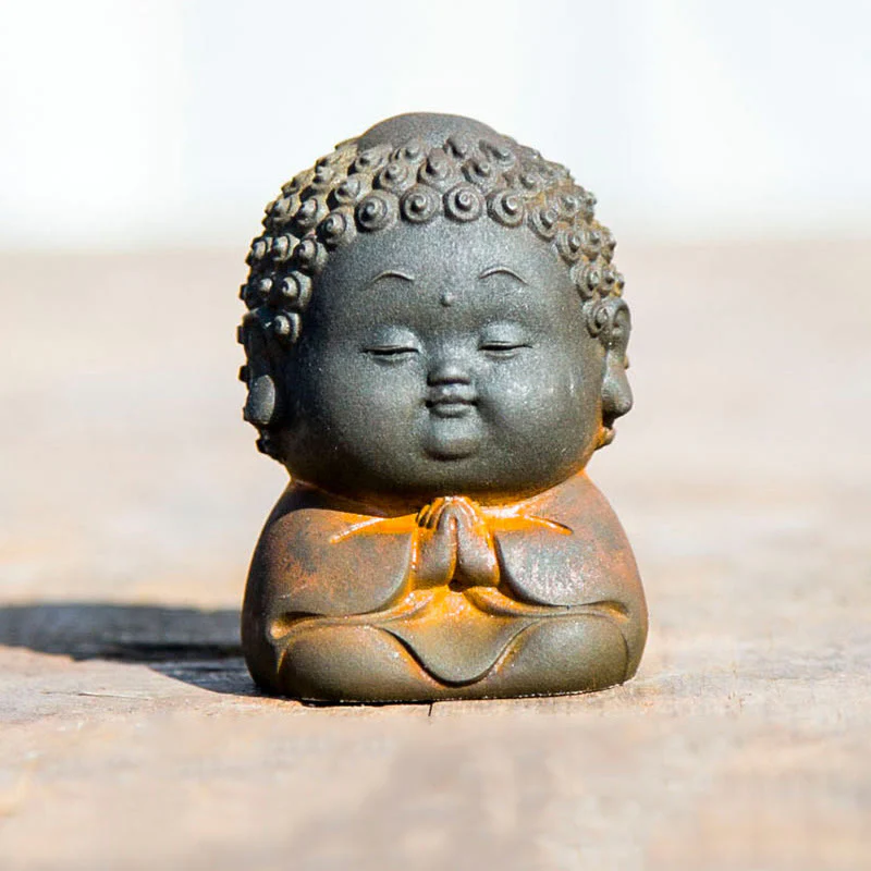 Buddha Stones Piccolo In Piedi Sdraiato Seduto Carino Buddha Polvere di Ferro Ruggine Statua in Resina Decorazione per la Casa - Image 18