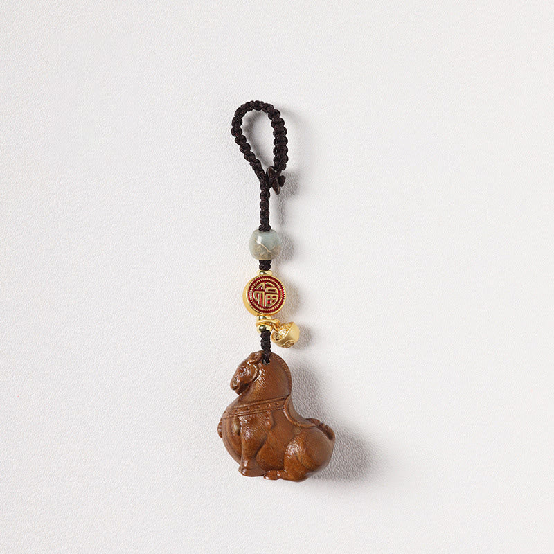 Buddha Stones Portachiavi con piccola foglia di sandalo rosso e vari tipi di sandalo, simbolo dell'anno del cavallo Fu - Image 17