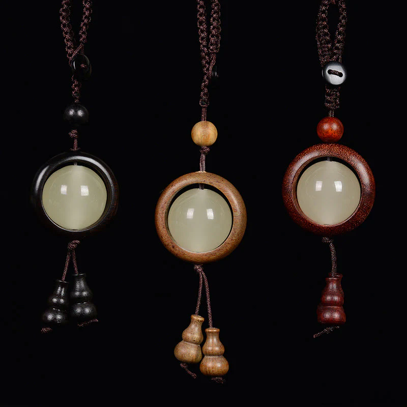 Buddha Stones Sandalo rosso Legno di ebano Sandalo verde Perlina portafortuna luminosa Zucca Portachiavi della pace