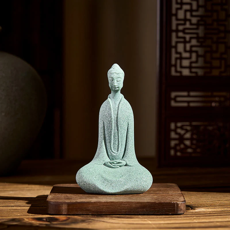 Buddha Stones Statua di Buddha da meditazione in arenaria Figura per la casa Decorazione per scrivania 6*4,5*9,5 cm - Image 2