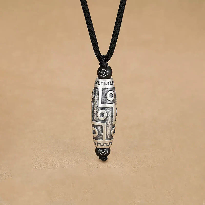 Buddha Stones Tibet Perline Dzi a nove occhi Modello Rame Nuvole di buon auspicio Collana con ciondolo di ricchezza
