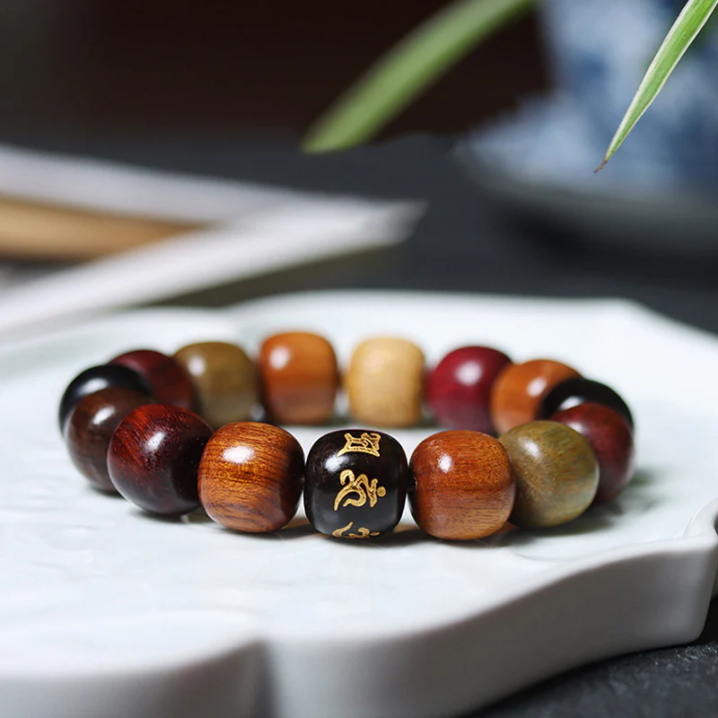 Buddha Stones Tibet Vari Legni Om Mani Padme Hum Braccialetto della Purezza