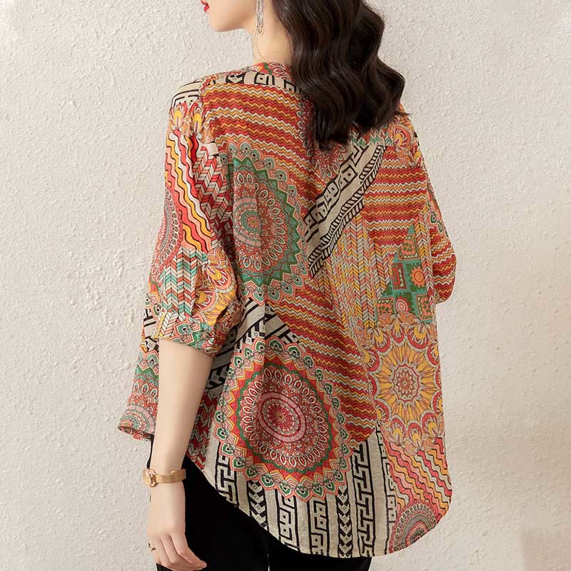 Camicia con mezza abbottonatura e mandala geometrico da donna Buddha Stones - Image 14