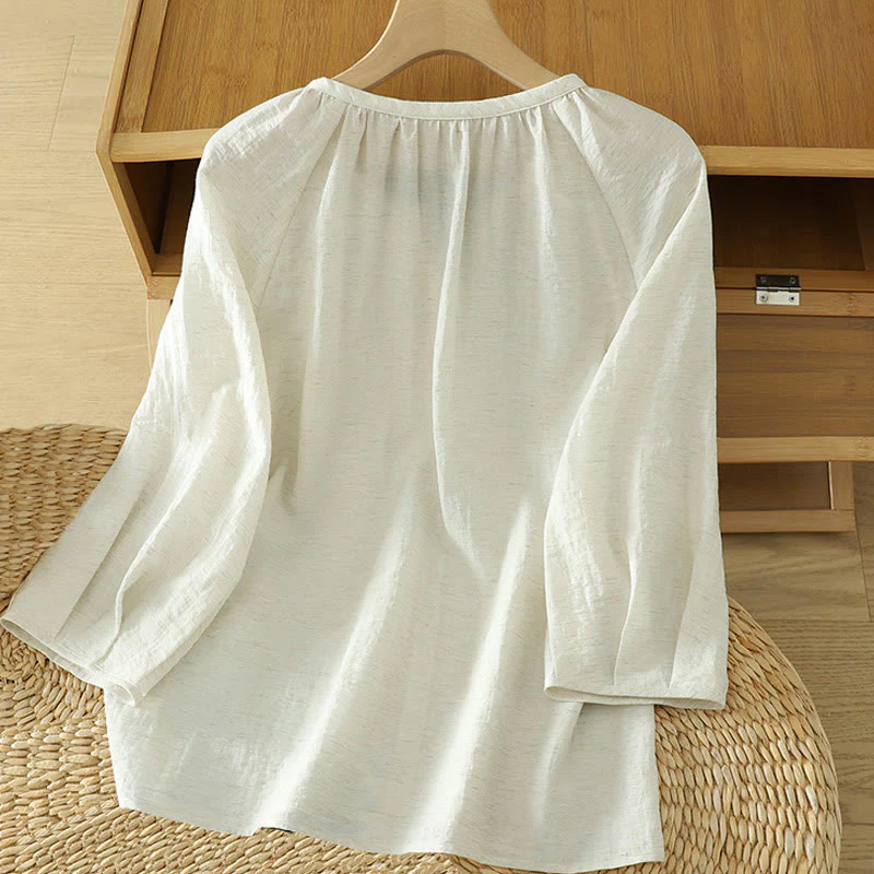 Camicia da donna con maniche a tre quarti e bottoni bianchi a tinta unita Buddha Stones - Image 2