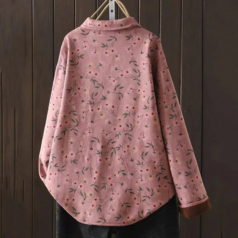 Camicia da donna in cotone a maniche lunghe con colletto rialzato, bottoni a rana, Buddha Stones, fiori invernali, foglie verdi - Image 5