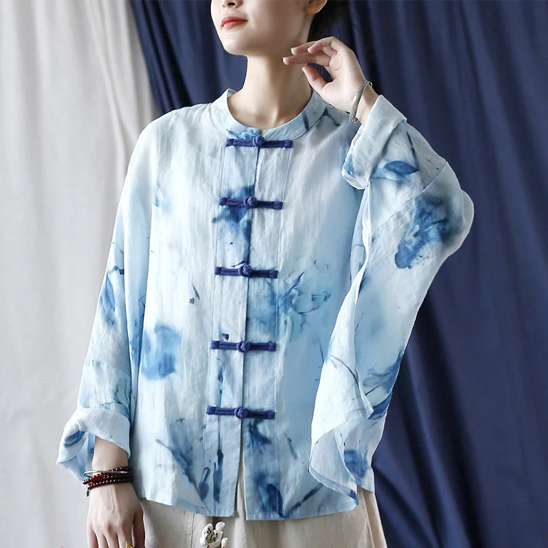 Camicia giacca in lino ramiè a maniche lunghe con motivo tie-dye, fiori blu e bottoni a rana , Buddha Stones - Image 15