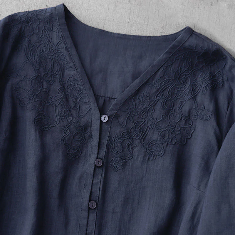 Camicia da donna a maniche corte in cotone con ricamo artistico a tinta unita e bottoni frontali, con motivo Buddha Stones. - Image 28