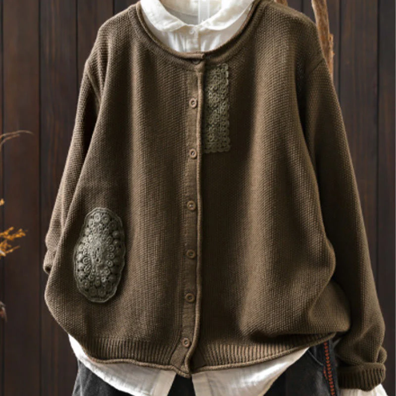 Cardigan lavorato a maglia a maniche lunghe in cotone con bottoni floreali autunnali Buddha Stones da donna - Image 4