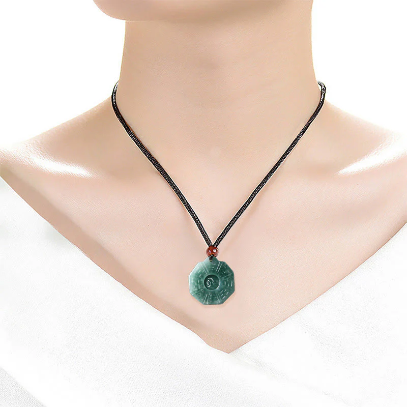 Ciondolo con collana di prosperità FengShui Bagua Yin Yang in giada naturale con Buddha Stones - Image 9