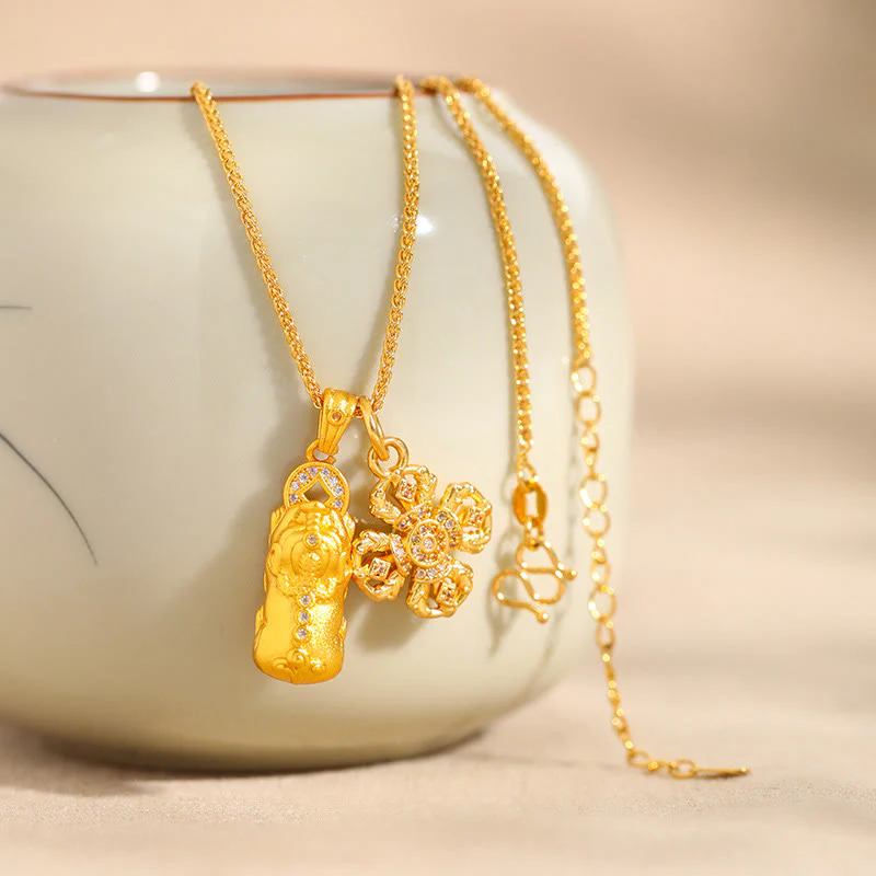 Collana con ciondolo a catena della ricchezza Dorje Vajra con croce Pixiu in ottone placcato oro 24k Buddha Stones - Image 5