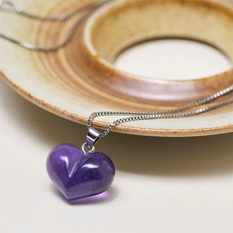 Collana con ciondolo a forma di cuore in Buddha Stones, ametista, topazio, cristallo rosa, opale, occhio di tigre, cristallo bianco, diaspro rosso, amazzonite, avventurina verde, ossidiana nera, citrino. - Image 4