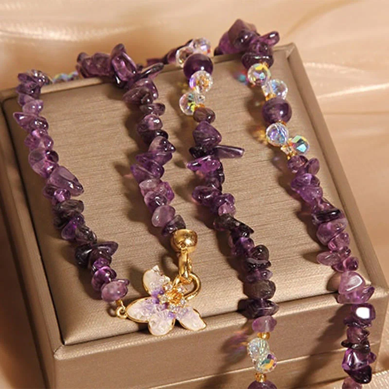 Collana con ciondolo a forma di farfalla, fiore, ametista, quarzo fragola e pietre Buddha Stones. - Image 3