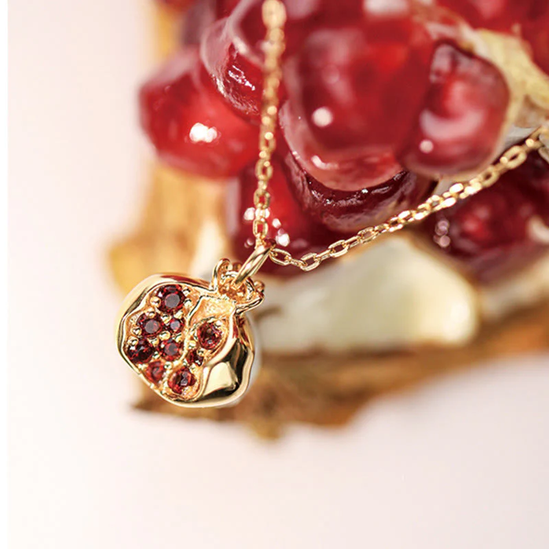Collana con ciondolo a forma di passione in cristallo di granato melograno e argento sterling 925 placcato oro 18k, Buddha Stones - Image 2