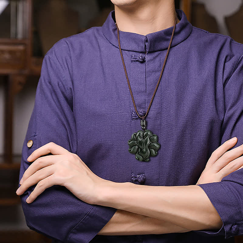 Collana con ciondolo a forma di volpe a nove code in giada ciano di Hetian - Image 3