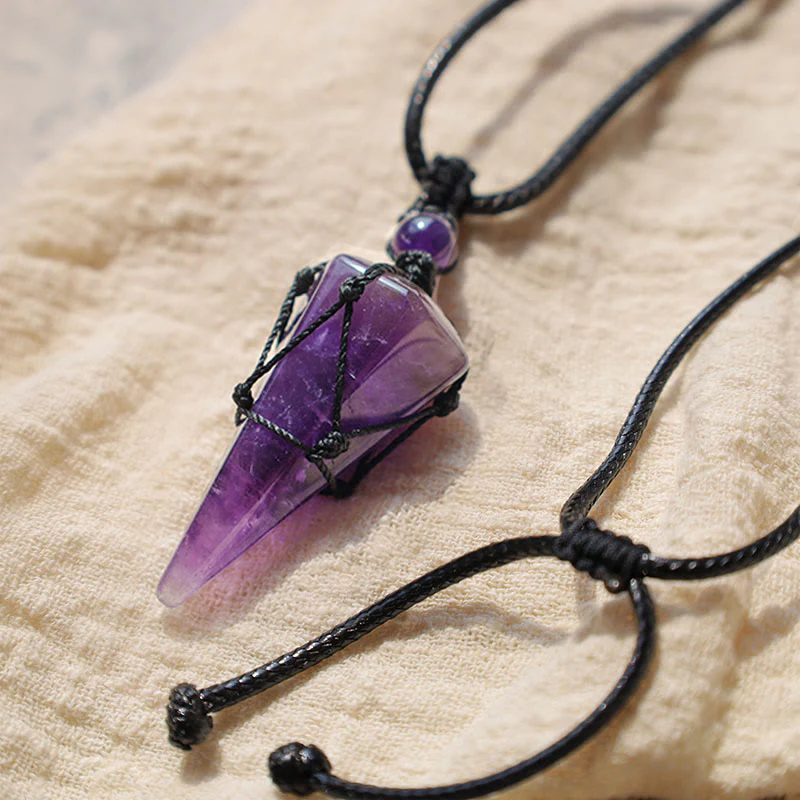 Collana con ciondolo a punta in pietra naturale Buddha Stones - Image 25
