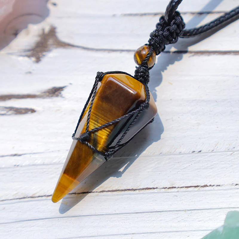 Collana con ciondolo a punta in pietra naturale Buddha Stones - Image 7