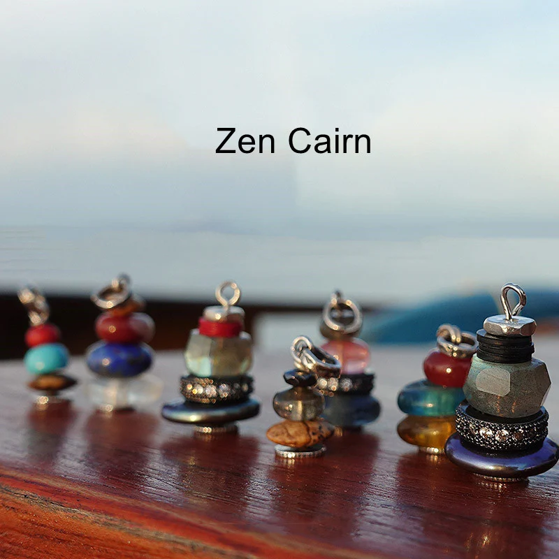 Collana con ciondolo calmante in labradorite con vari cristalli e Buddha Stones Zen Cairn