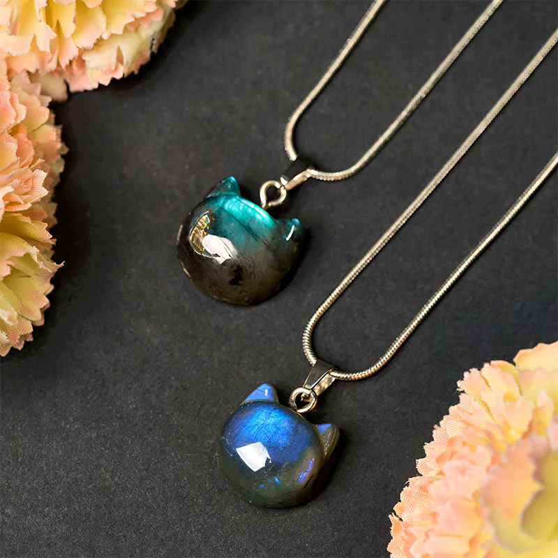 Collana con ciondolo curativo in labradorite naturale con motivo a gatto Buddha Stones - Image 2