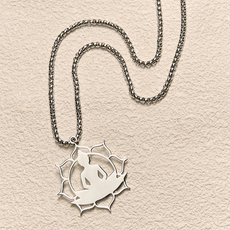 Collana con ciondolo dell'illuminazione in acciaio inossidabile con design vintage Buddha Stones Buddha seduto sul loto di Buddha - Image 11
