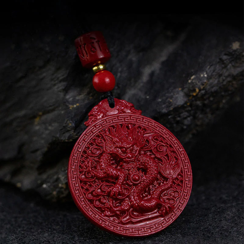 Collana con ciondolo di protezione del drago in cinabro naturale dell'anno del drago di Buddha Stones - Image 7