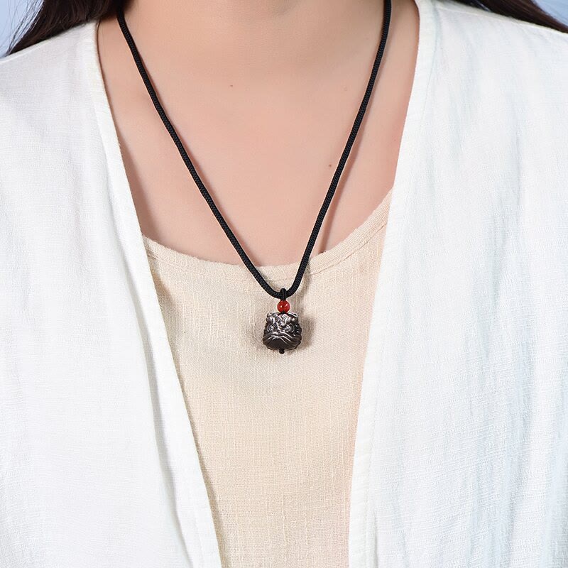 Collana con ciondolo di protezione del leone danzante in ossidiana lucida d'argento naturale Buddha Stones - Image 7