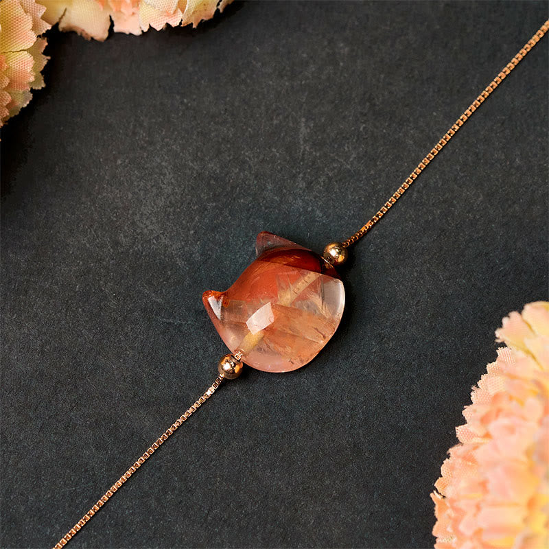 Collana con ciondolo di protezione in quarzo rosso naturale a forma di testa di gatto in argento sterling 925 Buddha Stones - Image 4