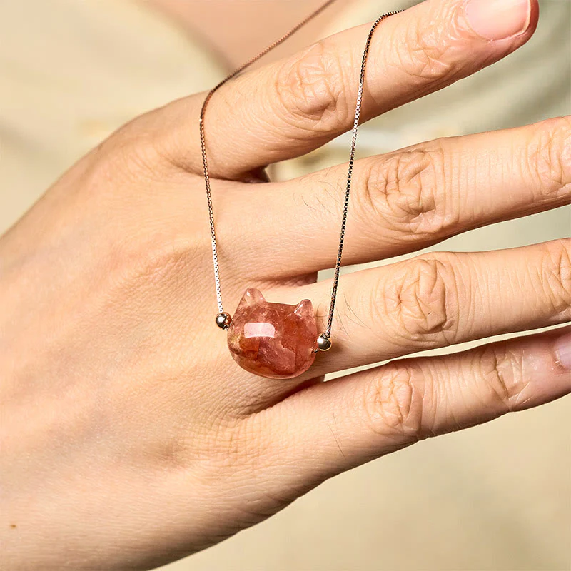 Collana con ciondolo di protezione in quarzo rosso naturale a forma di testa di gatto in argento sterling 925 Buddha Stones - Image 9