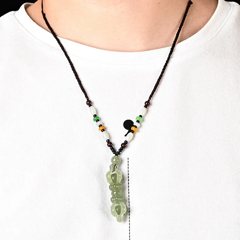 Collana con ciondolo di successo inciso Dorje Vajra in giada ciano naturale tibetana e giada bianca - Image 5