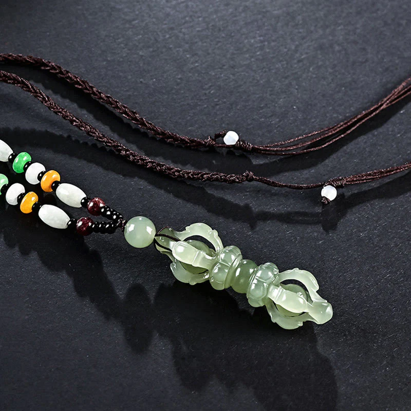 Collana con ciondolo di successo inciso Dorje Vajra in giada ciano naturale tibetana e giada bianca - Image 8