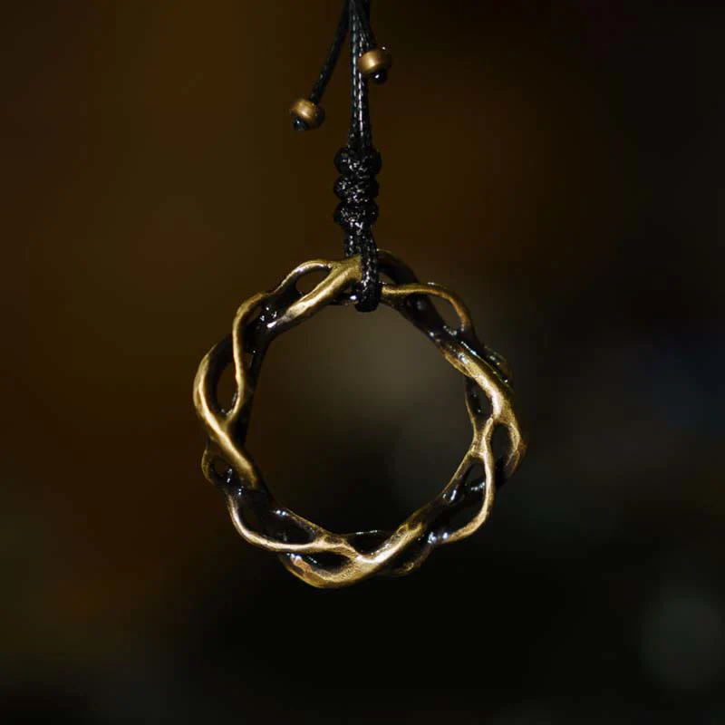 Collana con ciondolo fatto a mano in ottone e rame vintage con pietre Buddha Stones portafortuna