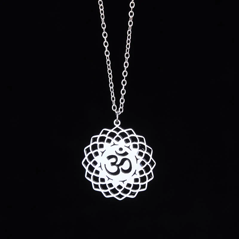 Collana con ciondolo in acciaio inossidabile con simbolo Om Buddha Stones, motivo: loto cavo - Image 11