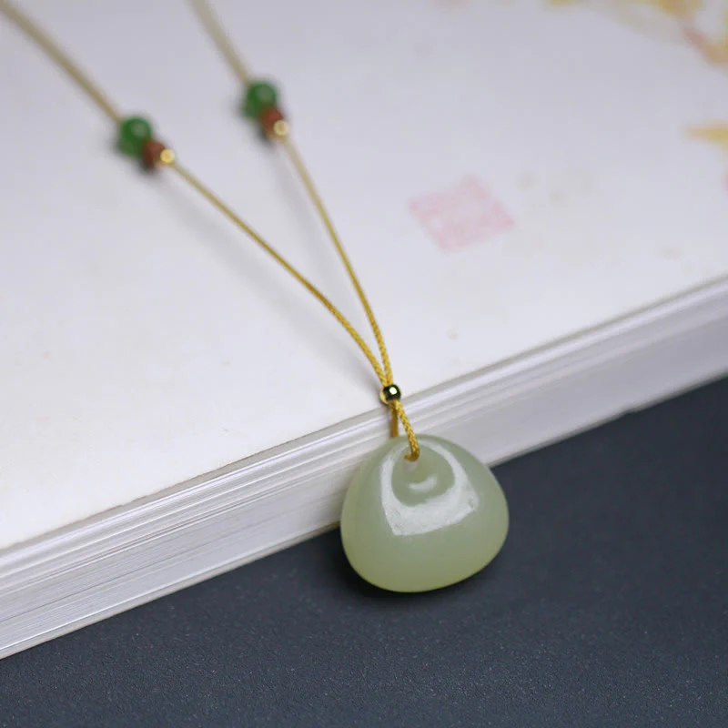 Collana con ciondolo in corda della prosperità con motivo a piccola borsa in giada naturale di Hetian - Image 4