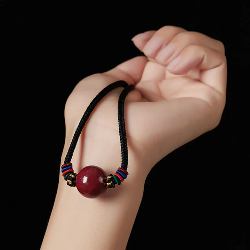 Collana con ciondolo in corda di benedizione con perline di cinabro e Buddha Stones - Image 2