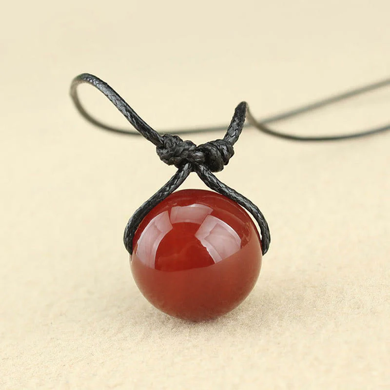Collana con ciondolo in corda di pelle con perline di agata rossa e Buddha Stones - Image 6