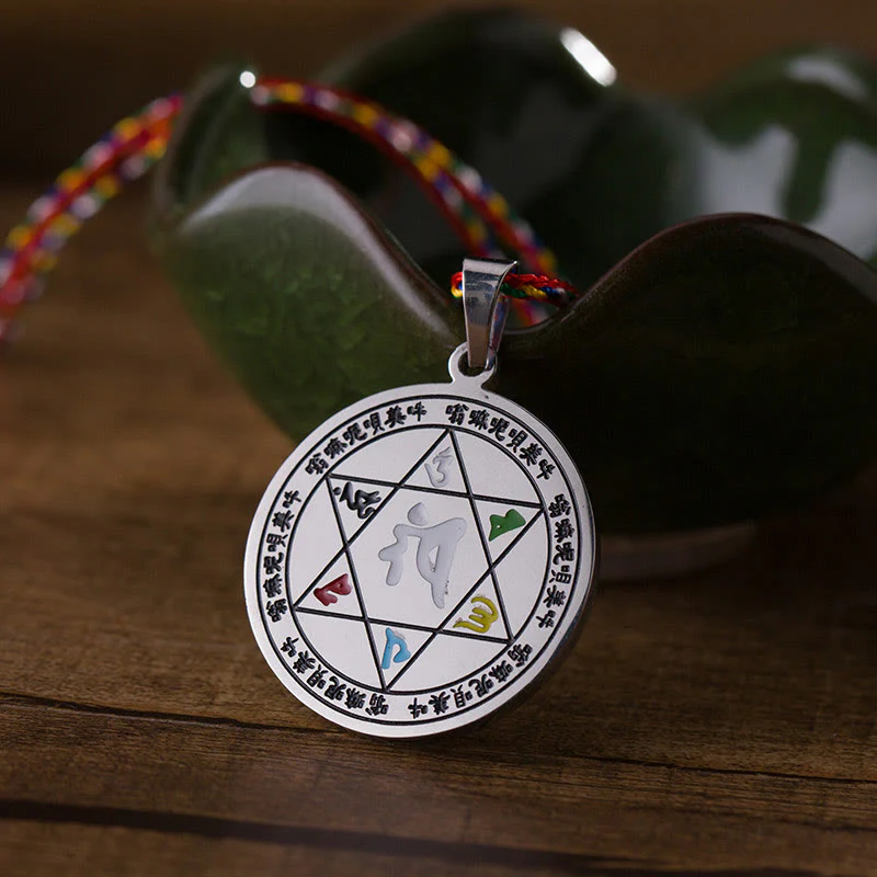 Collana con ciondolo in corda di protezione in acciaio al titanio Buddha Stones colorate Om Mani Padme Hum - Image 4