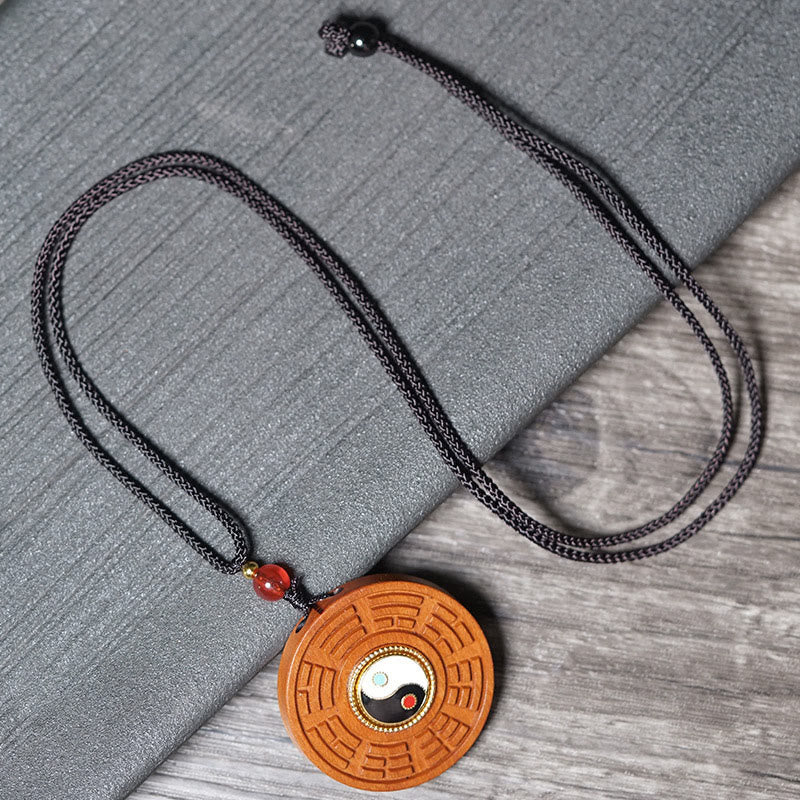 Collana con ciondolo in legno di giuggiola colpito da un fulmine, Buddha Stones, Yin Yang, Bagua e fortuna - Image 3