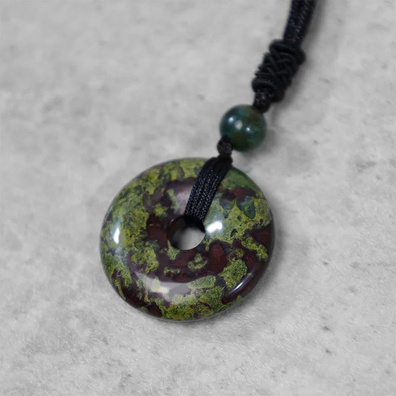 Collana con ciondolo moneta portafortuna Buddha Stones, cristallo curativo e pietre preziose - Image 25